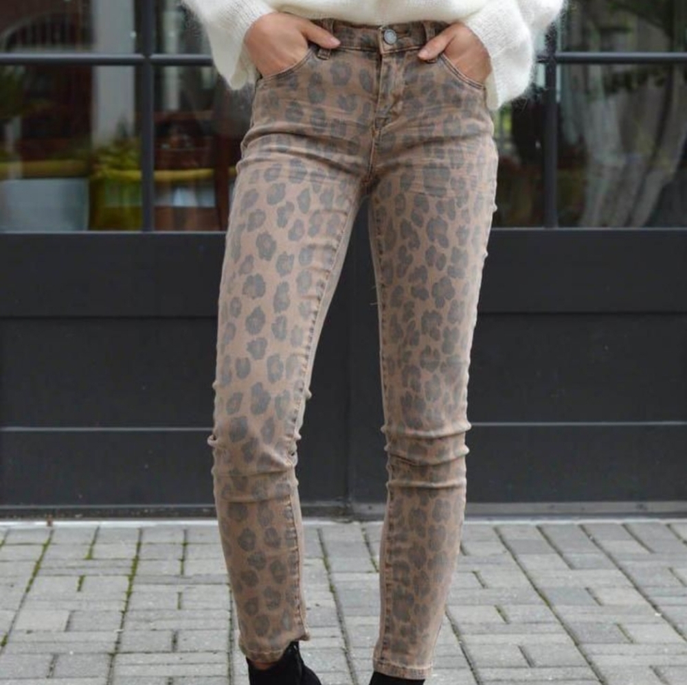 SOLD🔥BlankNYC Crop Skinny